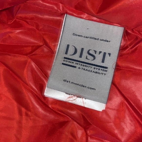 Moncler Puffer Coat
Size 5 XL
NFC Scan 
All Tags Included 
Same Day Shipping - Picture 6 of 6